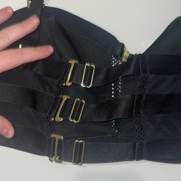 Torrid Curve Bra with Gold Clasps Size 3 - Picture 7 of 12